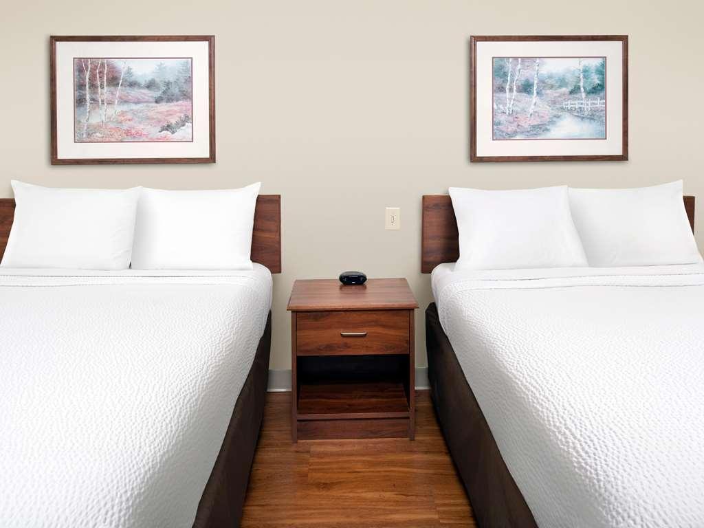Extended Stay America Select Suites - Wichita - North 객실 사진