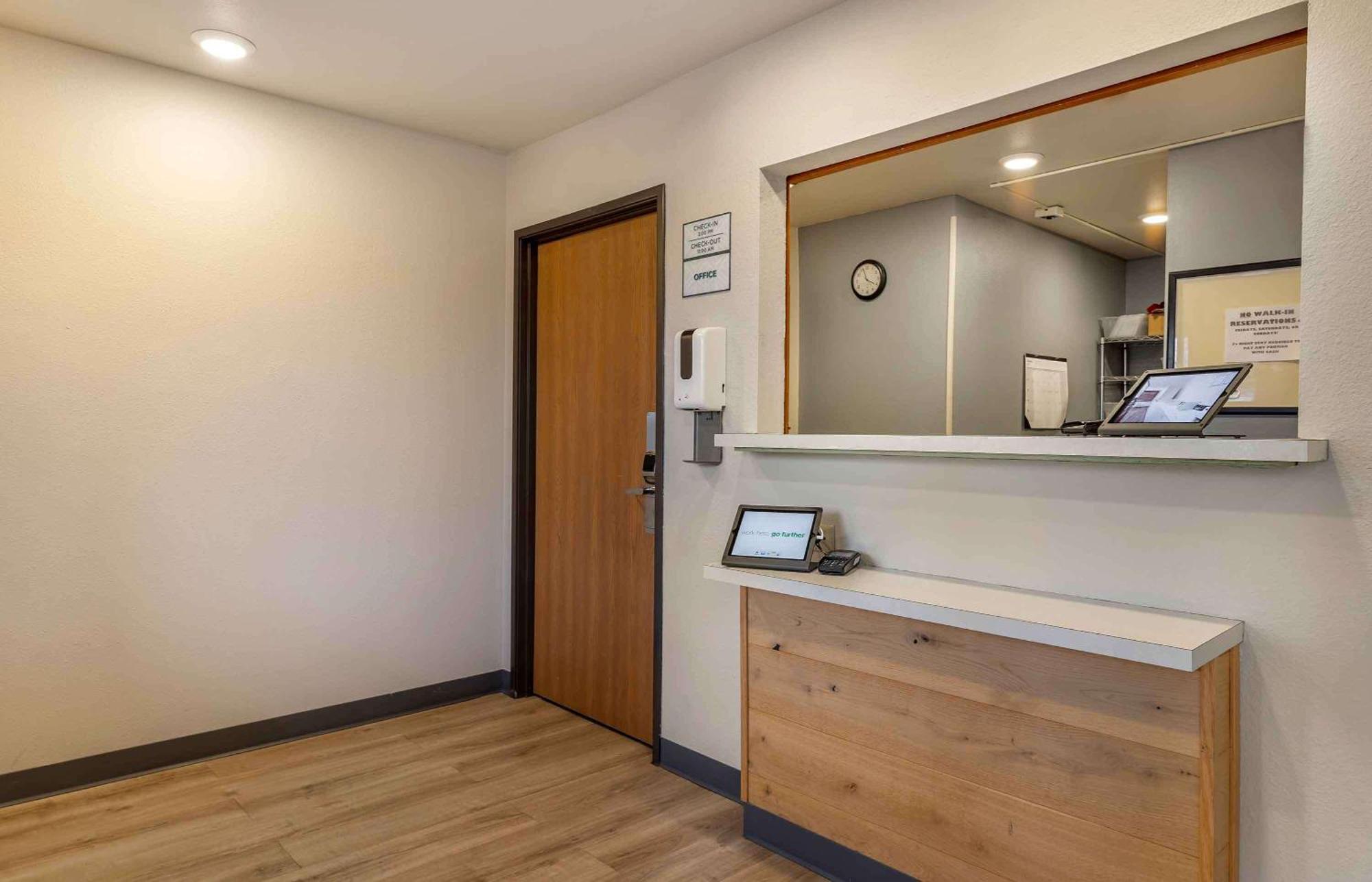 Extended Stay America Select Suites - Wichita - North 외부 사진