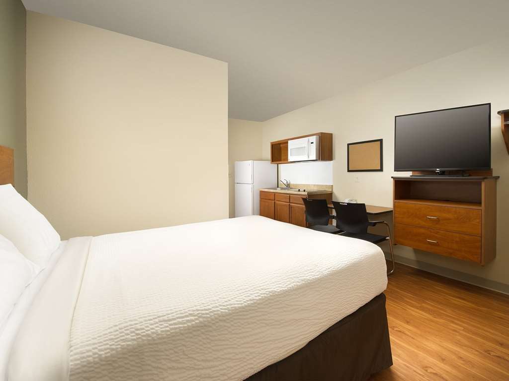 Extended Stay America Select Suites - Wichita - North 객실 사진